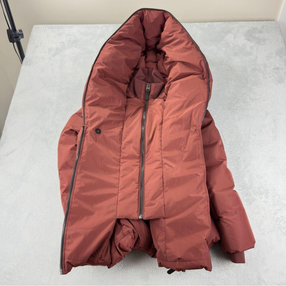 Mackage Women's Sz Small Adali-NFR 90% Duck Down, 10% Feathers Duck Down Puffer - Picture 6 of 8